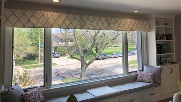 Long valance